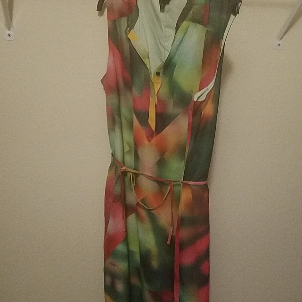 Dress - Picture 3 of 3